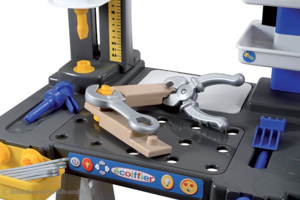 40 delige werkbank met diverse gereedschappen.